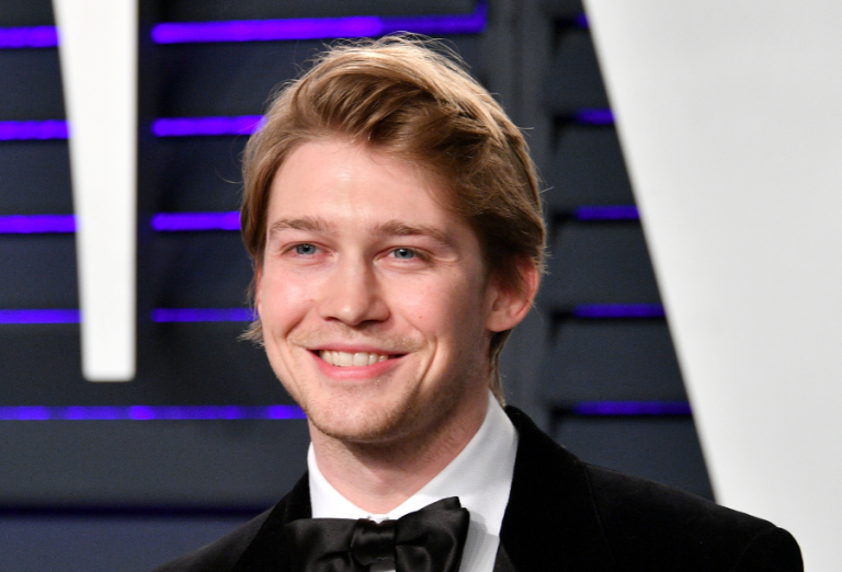 Joe Alwyn Net Worth